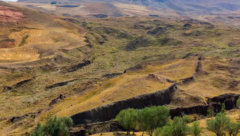 Nuh'un Gemisi Gerçekten Bulundu mu? Tarih ve Mitoloji Arasında Bir Yolculuk