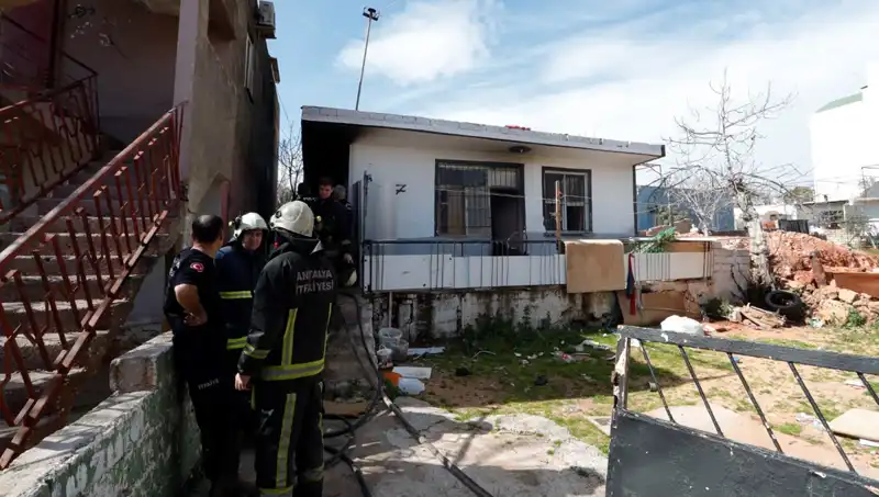 Antalya'da Gecekondu Yangını: Felaketin Ardındaki Gizemli Nedenler