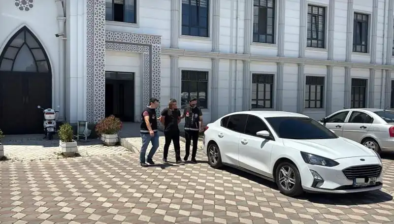 Kocaeli'de Şok Cinayet: Katil Zanlısı Yakalandı ve Tutuklandı