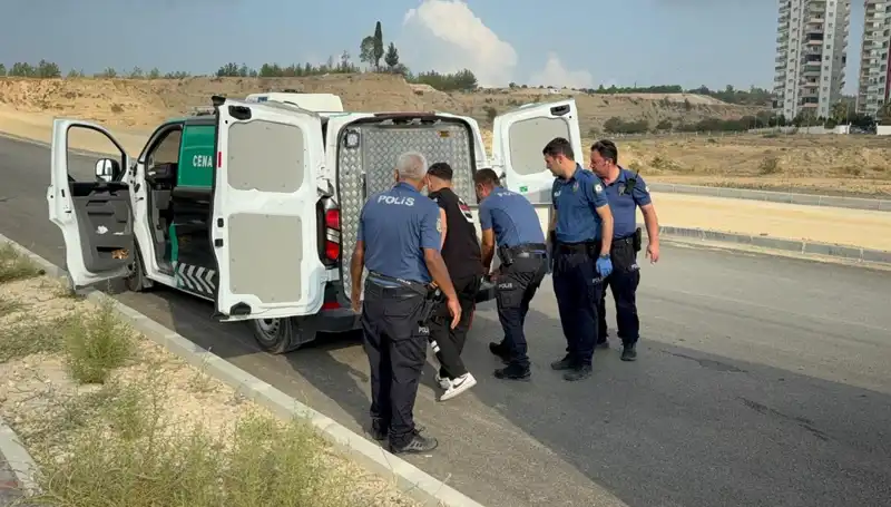 Yol Kenarında Bulunan Ceset, Korkunç Gizemleri Ortaya Çıkarıyor