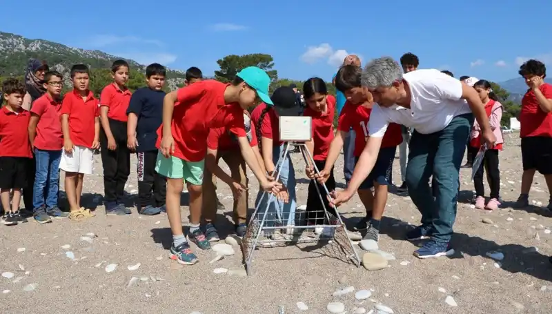 Kemer'de Caretta Caretta Koruma Yasakları Gereği Alınan Önlemler