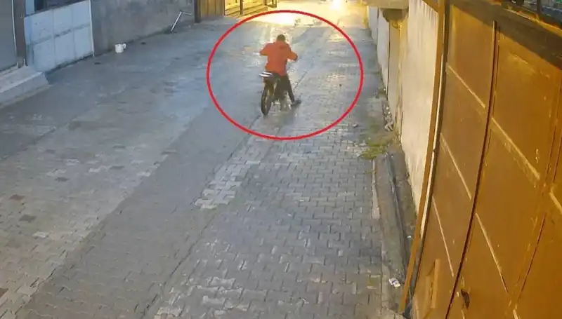 Hırsız, Çaldığı Motosikletin Arızasına Rağmen Kaçmaya Devam Etti!