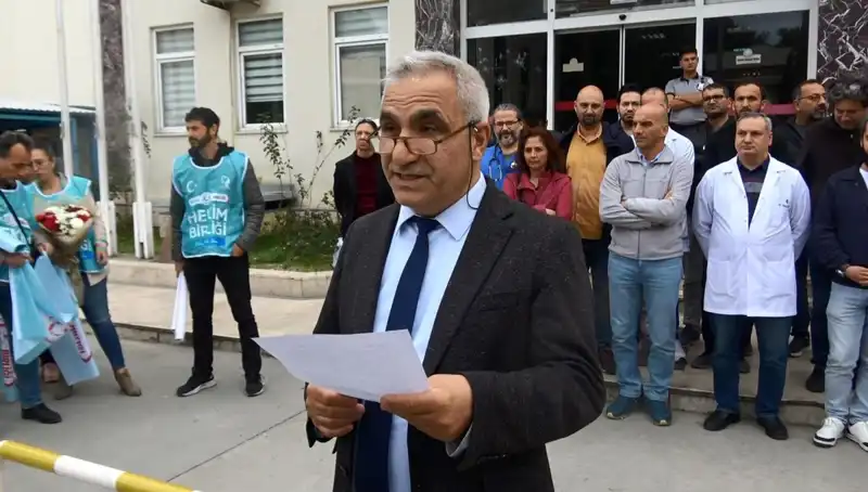Antalya’da Doktora Yapılan Saldırı Sonrası Sağlık Çalışanları İş Bıraktı
