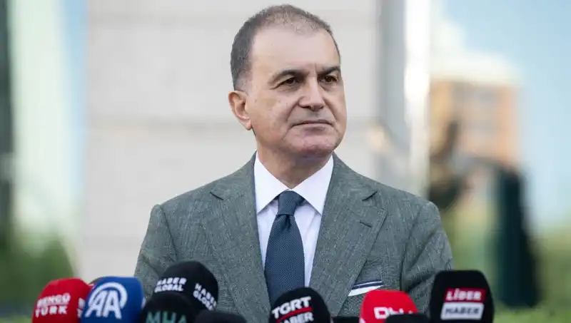 Ömer Çelik’ten Özel’e Sert Tepki: Meşru Demokratik Alanı Tehdit Eden Sözlere İzin Verilmeyecek!