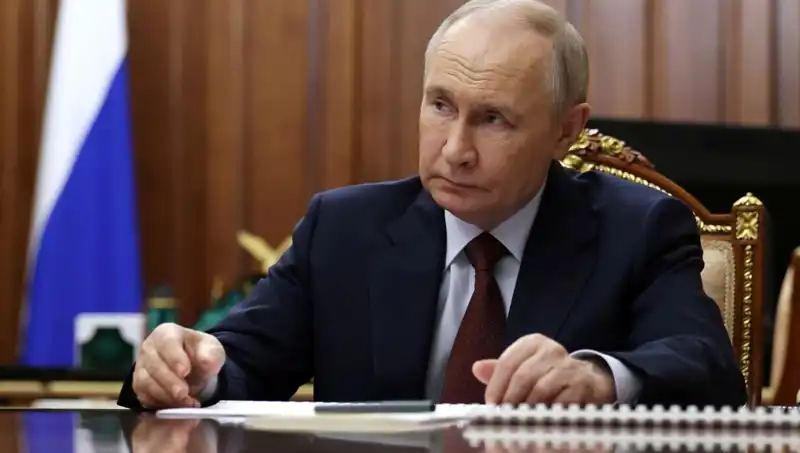 Putin’in Dijital Gulag Planı: Rusya'da Her Cihazda Takip Sistemi Geliyor