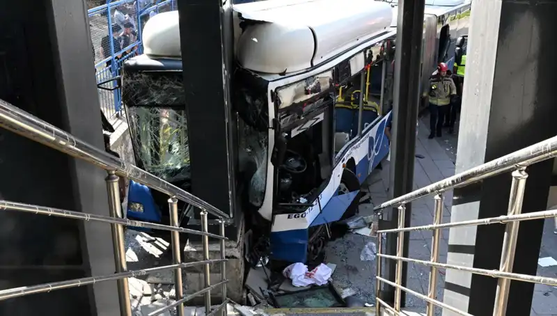 Ankara'da Belediye Otobüsü Kazası: Biri Ağır 27 Yaralı!