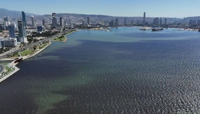 İzmir Körfezi'nde Kötü Koku Problemi: Son Gelişmeler ve Çözüm Arayışları