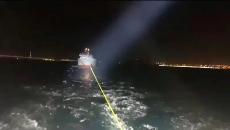 Çanakkale Boğazı’nda Gemi Arızası: Deniz Trafiği Kilitlendi!