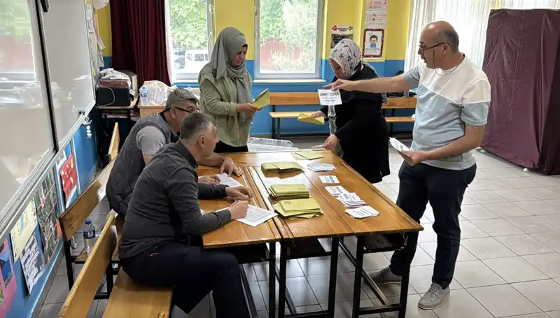 Türkiye’de 405 Mahalle ve Köy Ara Seçimle Yeni Muhtarlarını Belirledi