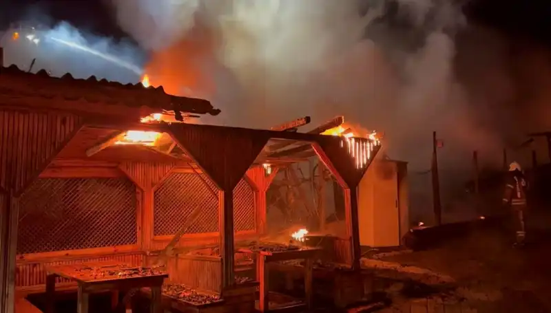 Şile’de Altı Gözleme Restoranı Yangında Küle Döndü: Olayın Perde Arkası!