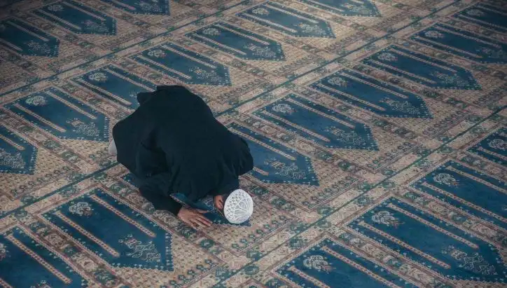 Türkiye'de Cuma Namazı Saatleri: 12 Eylül'de Hangi Şehirler Ne Zaman Kılacak?