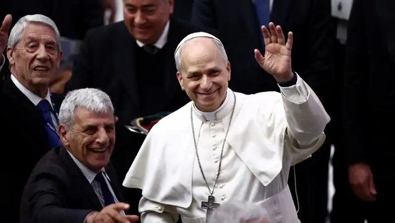 Papa Leo'nun Soyadındaki Gizli Aşk Hikayesini Keşfedin