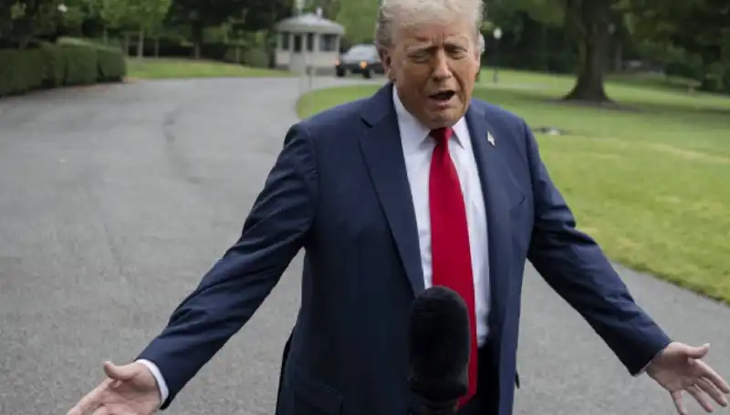 Trump'ın Çarpıcı Açıklaması: "Ülkelerin Bazen Yeterince Savaşmaları Gerekebiliyor"