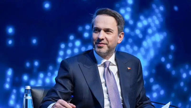Karadeniz'de Keşif Heyecanı: Bakan Bayraktar'dan Yeni Müjdeler Geliyor