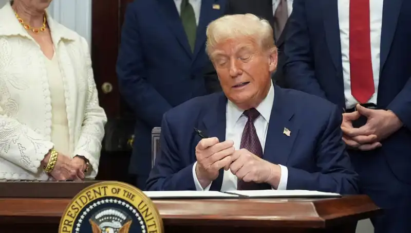 Trump’tan Beyaz Saray’a Lüks Dokunuş: 200 Milyon Dolarlık Projeye İki Üst Düzey İsim Damgasını Vurdu
