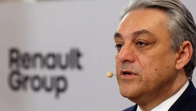 Renault'ta Üst Düzey İstifa: Şirketin Geleceği Ne Olacak?