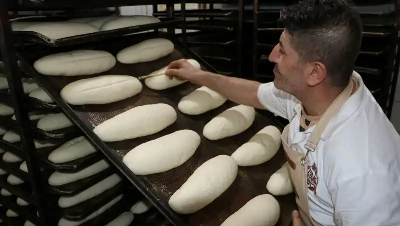 250 Derecelik Fırınlarda Sıcakla Mücadele: Zorlu Çalışma Koşulları