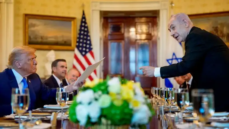 Beyaz Saray'da Kritik Zirve: Son Kalan Madde Nedir?