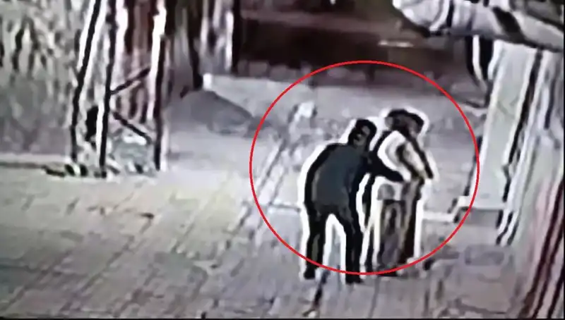 Pazarcı ve Simitçi Kılığındaki Polislerden Kapkaççılara Şok Operasyon!