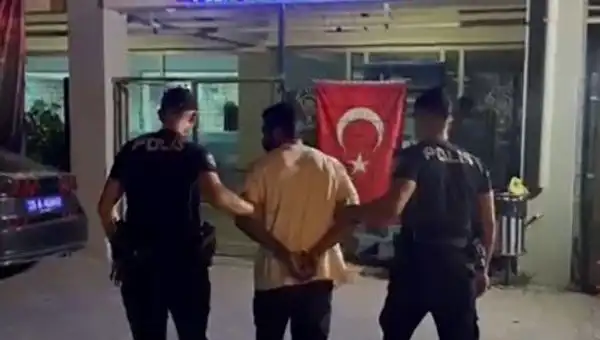 İzmir’de 18 Yıl Hapis Cezasıyla Aranan Firari Şokla Yakalandı!