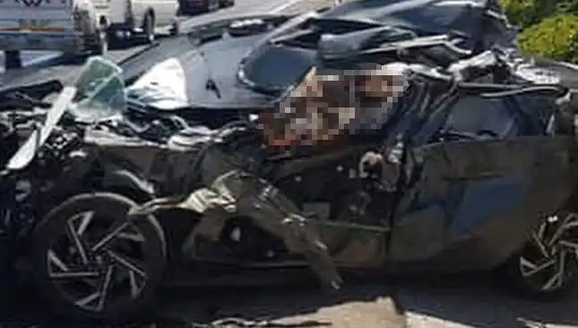 Şanlıurfa'da Trafik Faciası: Otomobil Tankere Çarptı, Bir Kişi Hayatını Kaybetti