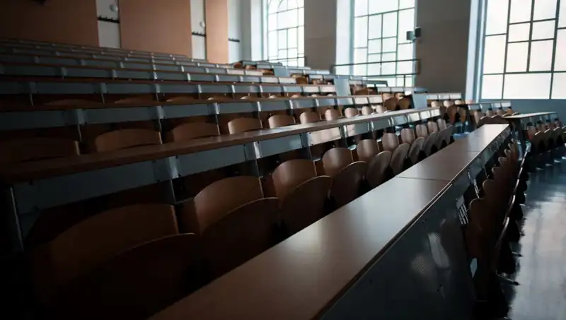 Avrupa'da Eğitim Fırsatları: 40 Bin Euro'ya Kadar Yükselen Ücretler