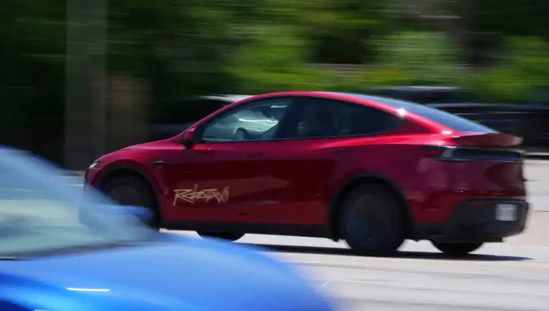 Tesla'nın Robotaxi Projesi: Musk'ın Hayalleri Yine İflas mı Etti?