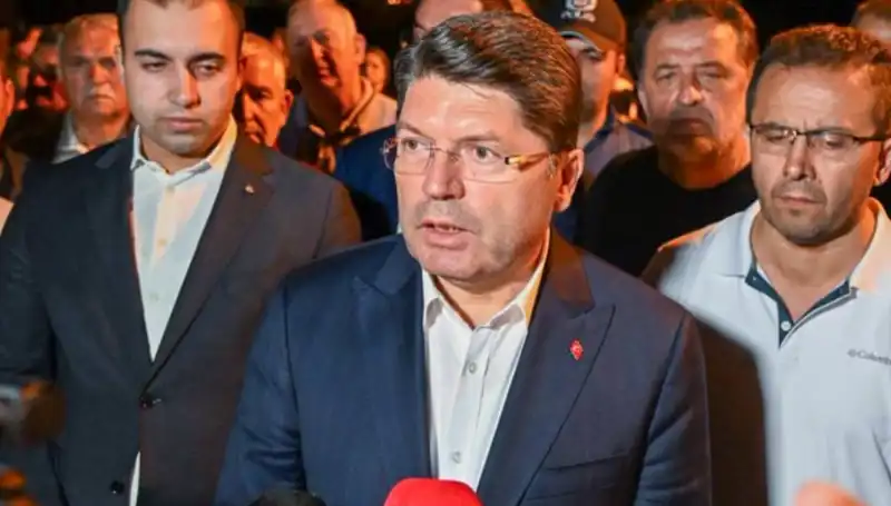 Bursa Orman Yangınında FETÖ Bağlantısı: Bakan Tunç'tan Şaşırtan Açıklama