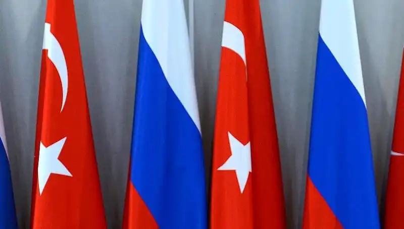 Diplomatik İlişkilerin 105. Yılı: Türkiye ve Rusya Arasındaki Dengeyi Keşfedin