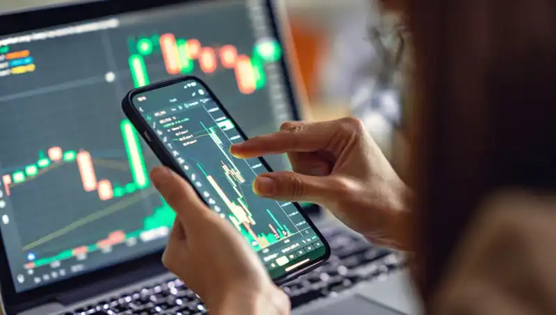CME Group’un Solana Vadeli İşlemleri, Kripto Piyasasında Şimşek Etkisi Yarattı