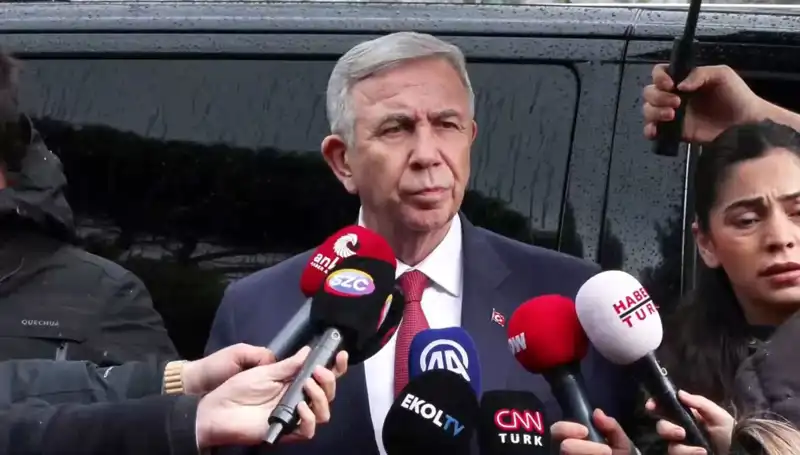 Mansur Yavaş'tan Dilek İmamoğlu'na Ziyaret: Hukukun Güvencesi Vurgusu