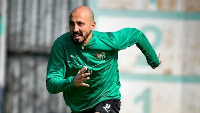 Milli Futbolcumuz 2. Lig'de Yeni Bir Maceraya Atılabilir