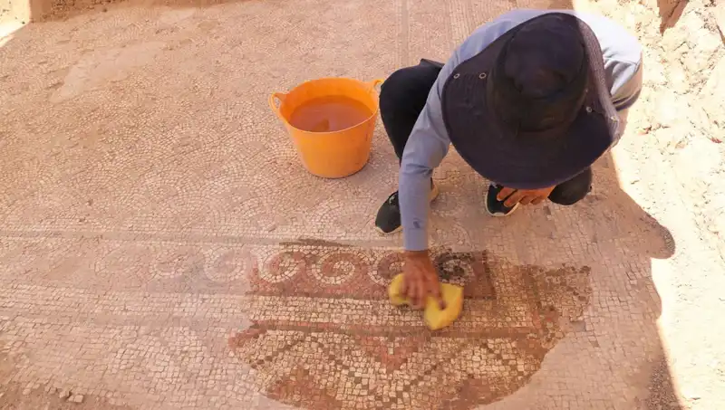 Mardin’deki 1500 Yıllık Mozaik Bulundu: Tarih Yeniden Gün Yüzüne Çıkıyor