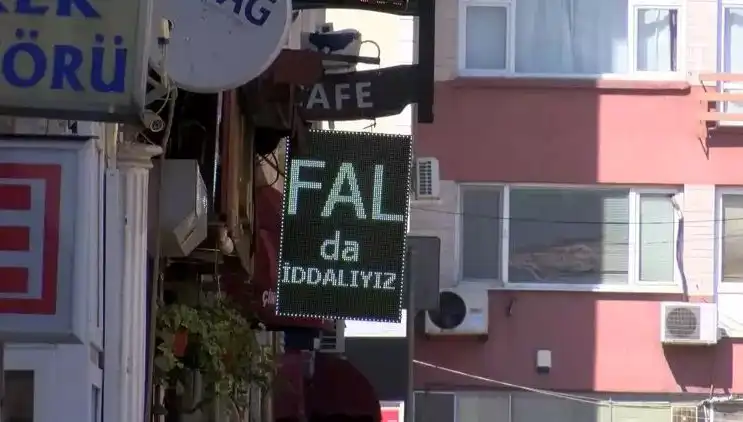 Falcılara Şok Ceza: Para Karşılığı Fala Hapis Cezası Geliyor!