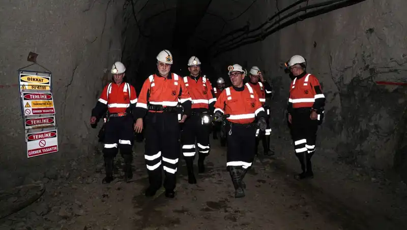 Altın Madeni Ziyareti: Bakan Işıkhan'dan Önemli Açıklamalar Geldi