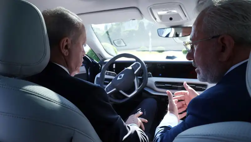 Cumhurbaşkanı Erdoğan, Togg'un Yeni Modelini İlk Kez Deneyimledi