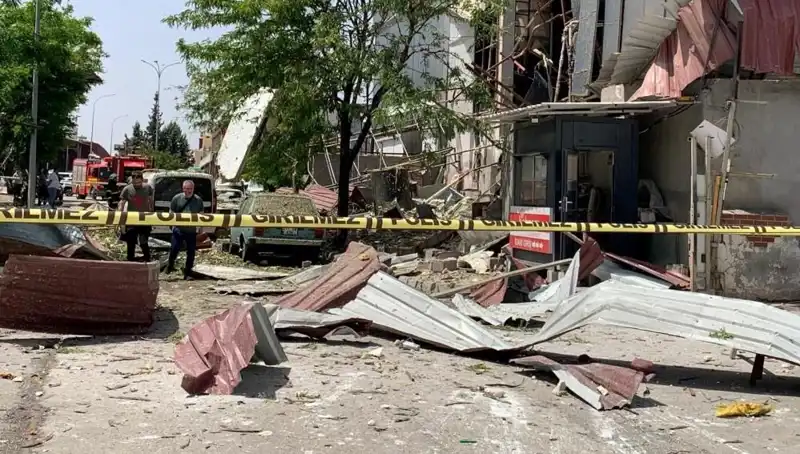 Gaziantep Fabrikasında Şok Patlama: Yaralıların Durumu Kritik!