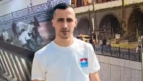 Taksim Meydanı'nda Şok Edici Cinayet: Altı Kişi Tarafından Dökülerek Öldürüldü
