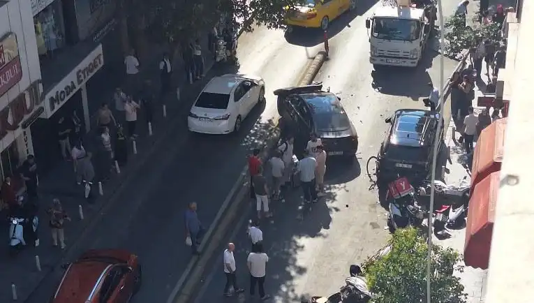İranlı Sürücü, Tahran'da Feci Kazaya Neden Oldu: Olayın Aşamaları