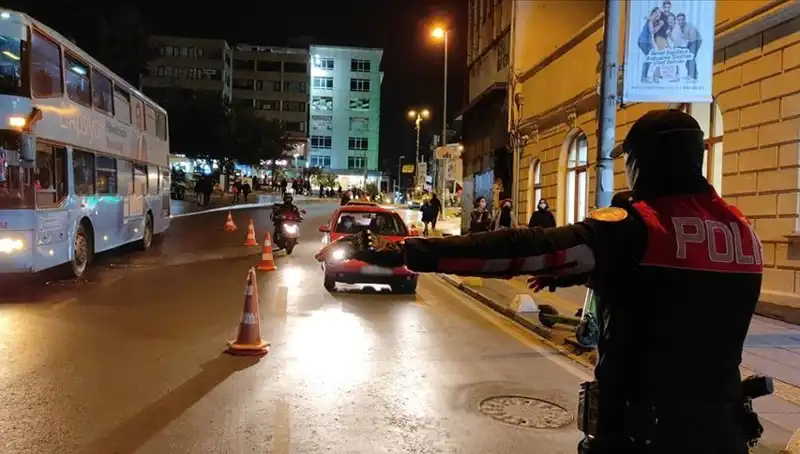 İstanbul’un Yeni Huzur Denetimleri: Megakentte Güvenliği Arttırma Çabaları