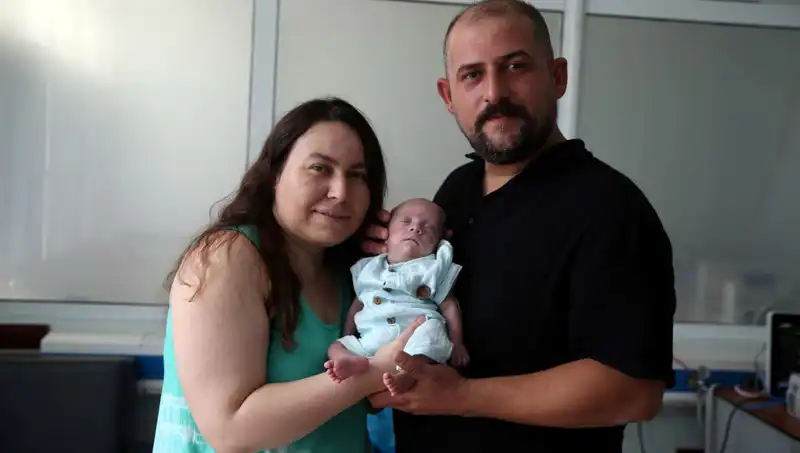 800 Gram ile Hayata Gelen Bebeğin İnanılmaz Yaşam Mücadelesi