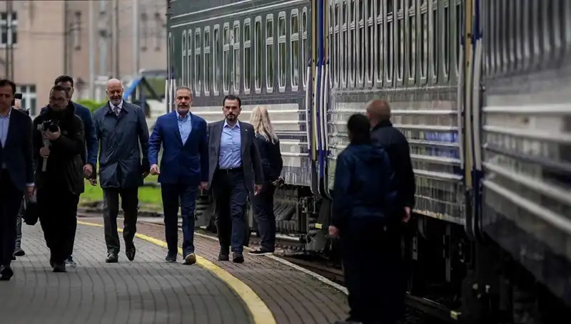 Dışişleri Bakanı Fidan, Ukrayna Ziyaretinde Stratejik Görüşmelere İmza Attı
