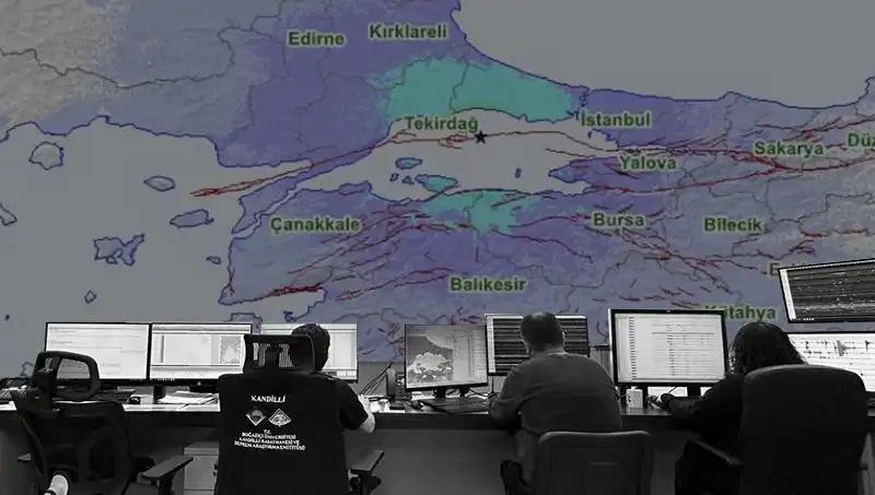Kandilli Rasathanesi'nin Son Deprem Raporu: Şiddeti Denizde 8, Karada 5!
